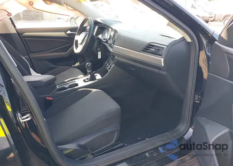 2019 Volkswagen Jetta 1.4T S from USA, damaged, VIN 3VWN57BU1KM014566